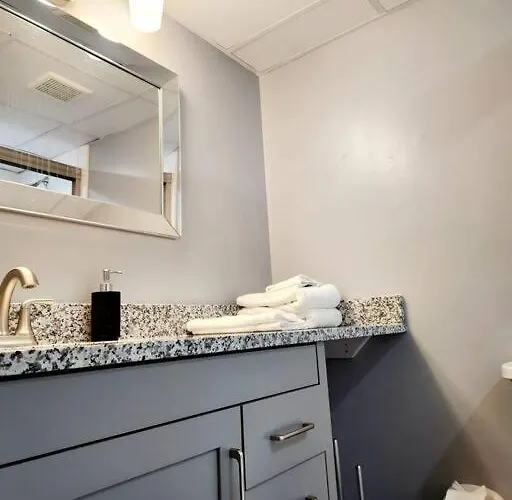 Spacious 2 Bedroom And 2 Baths *